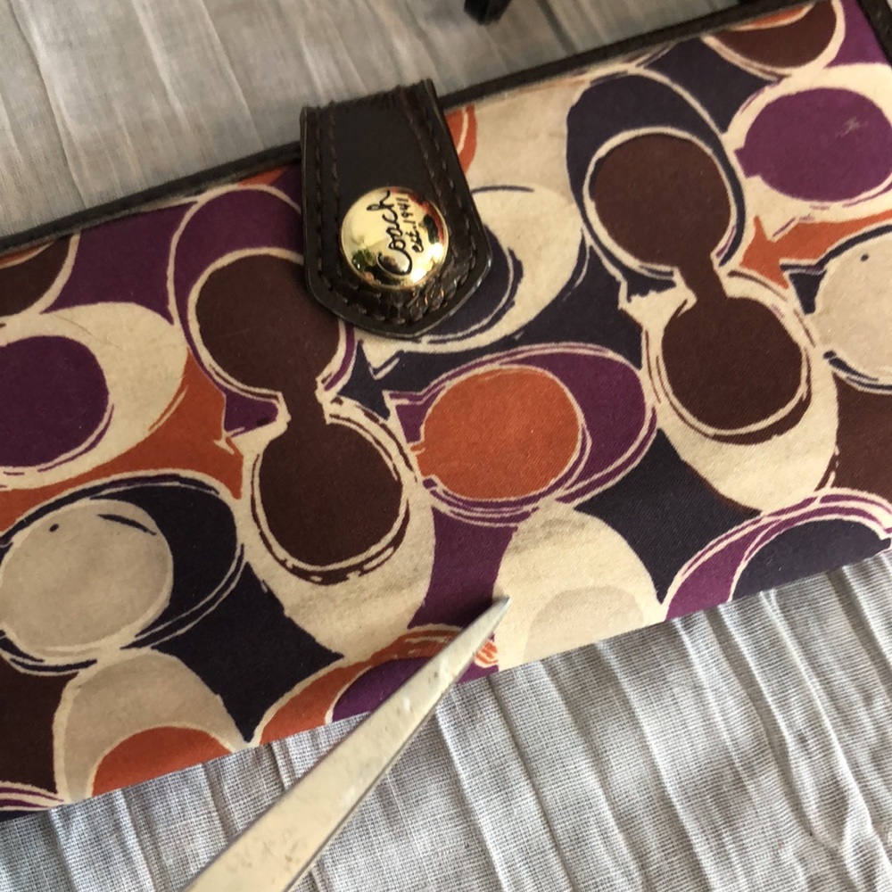 COACH Ashley Signature Silk bifold checkbook wallet brown leather w/purple - Picture 13 of 16